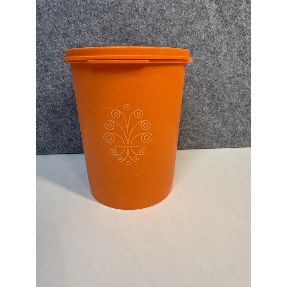 Vintage Tupperware Orange Servalier Canister #811-9 With Sunburst Lid #812-18